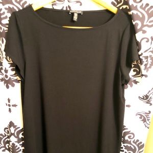 Womens black large top.